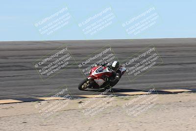 media/Oct-26-2025-Race Pace (Sun) [[c1447ca738]]/Non Verified (1st 20 Minutes of every Hour)/1-Bowl (915am)/